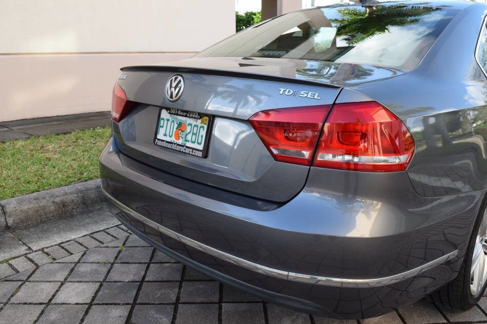 Used 2015 Volkswagen Passat TDI SEL Premium FWD image 16