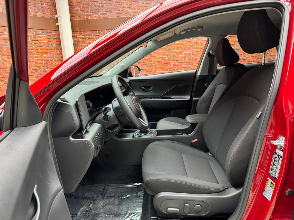 Used 2025 Hyundai Kona SEL AWD/4WD image 22