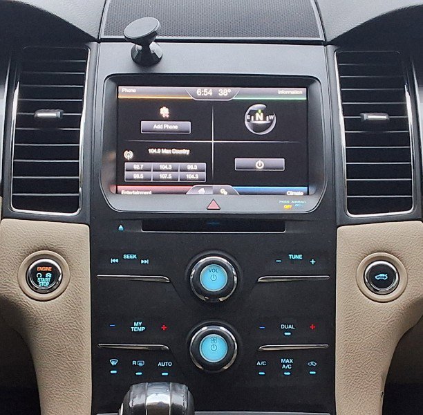 Used 2015 Ford Taurus SEL w/ Equipment Group 201A image 18