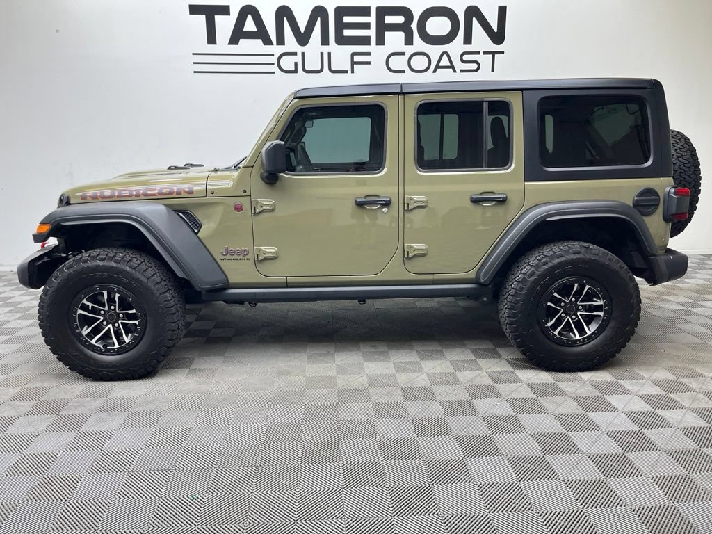 Used 2025 Jeep Wrangler Unlimited Rubicon w/ XTREMEE 35" Tire Package AWD/4WD image 6