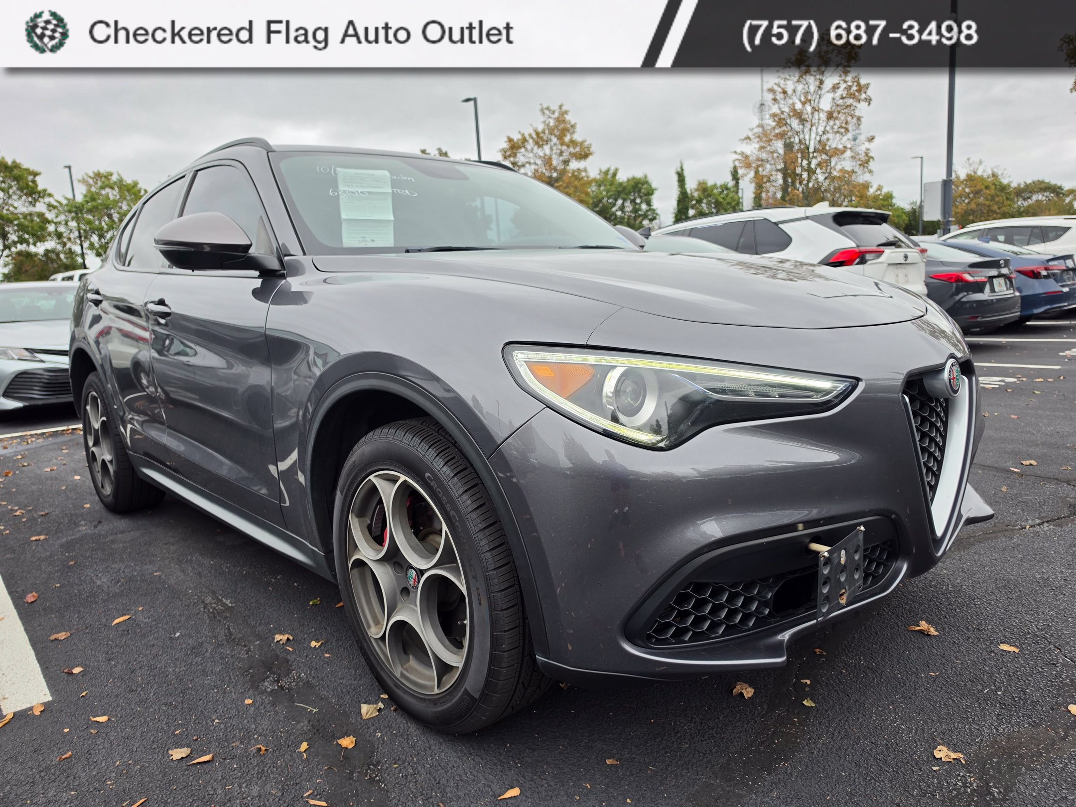 Used 2018 Alfa Romeo Stelvio Sport w/ Quick Order Package 22J Sport AWD/4WD image 3