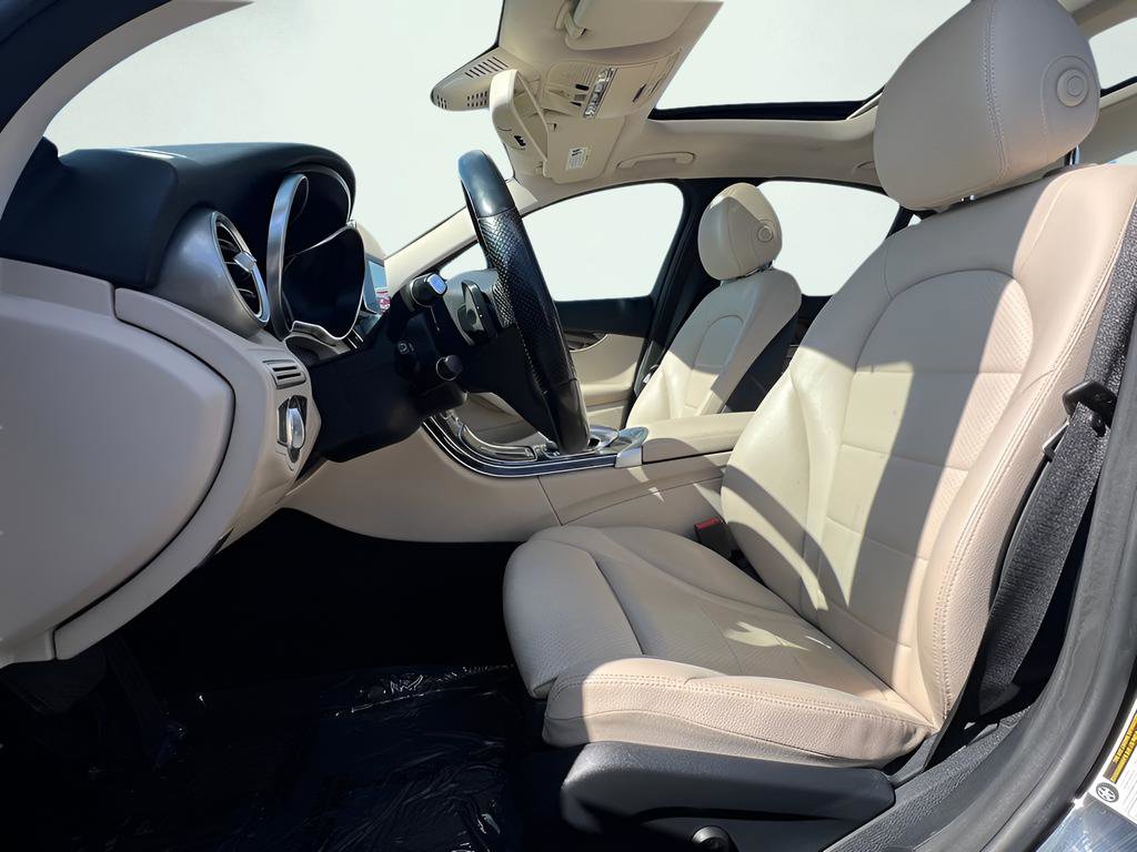 Used 2018 Mercedes-Benz C 300 4MATIC Sedan image 17
