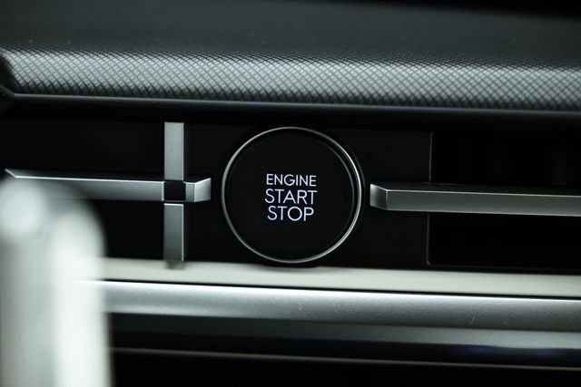 New 2026 Hyundai Santa Fe SE image 11