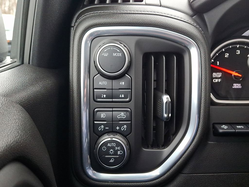 Used 2022 Chevrolet Silverado 1500 LTZ w/ LTZ Premium Package image 24