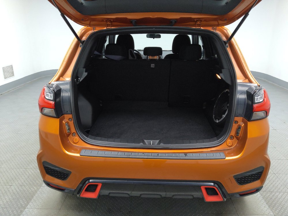 Used 2020 Mitsubishi Outlander Sport AWD image 29