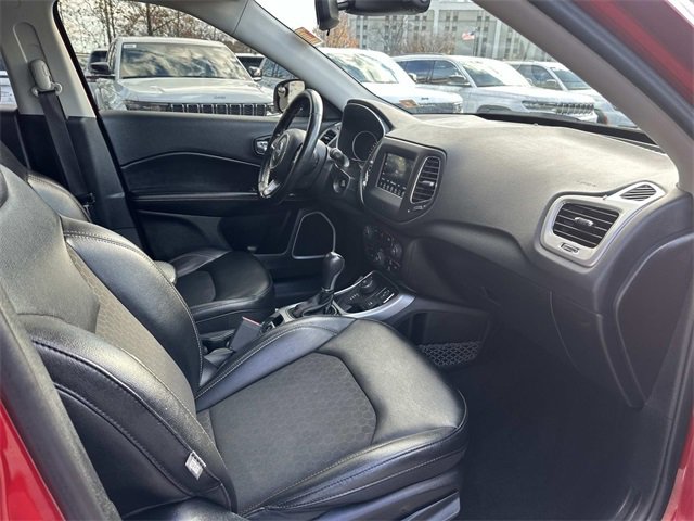 Certified 2020 Jeep Compass Latitude w/ Cold Weather Group image 9