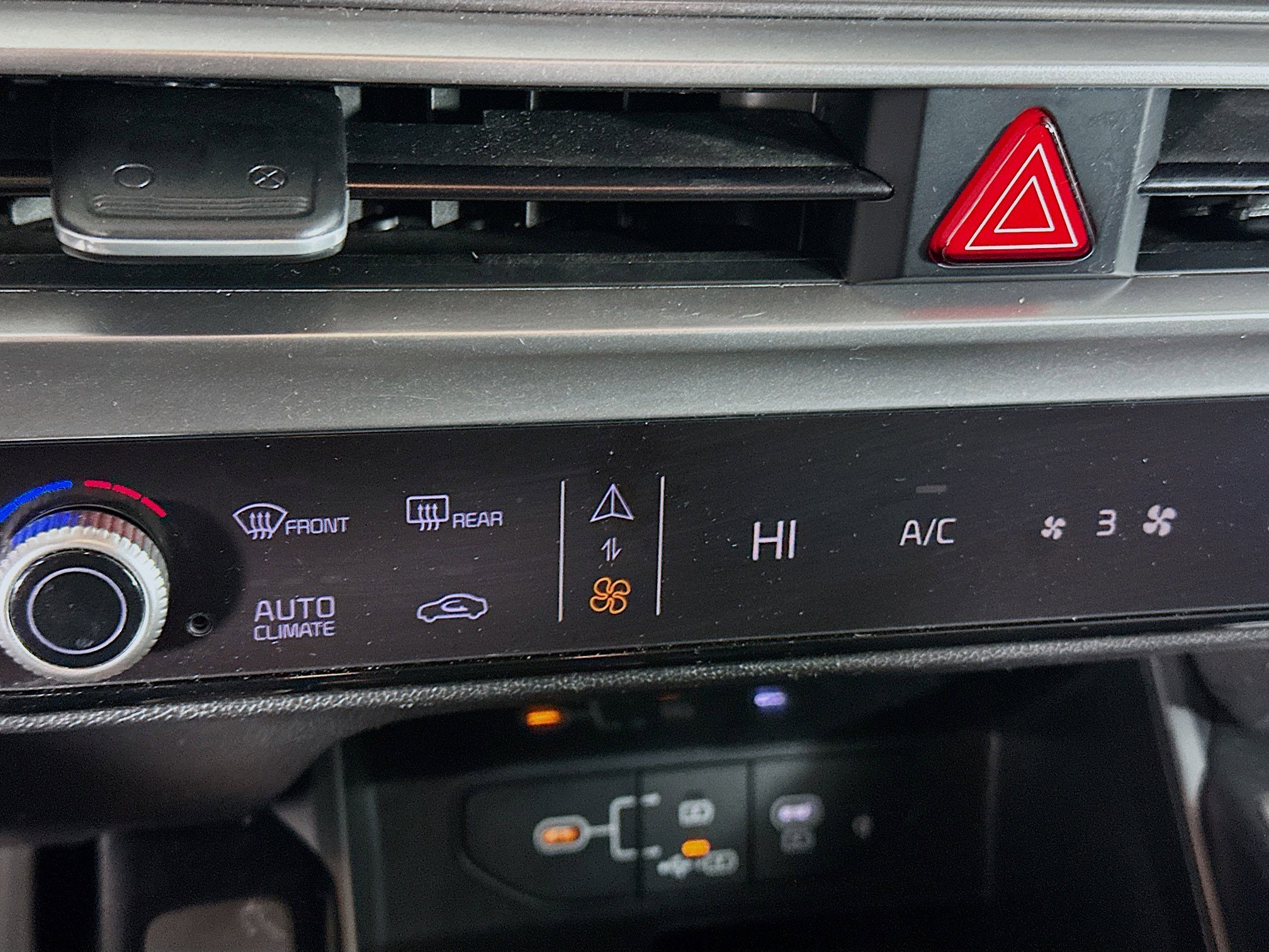 Used 2024 Kia Sorento S image 24