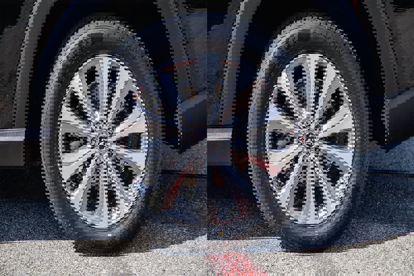 Used 2023 Mercedes-Benz GLE 350 image 8