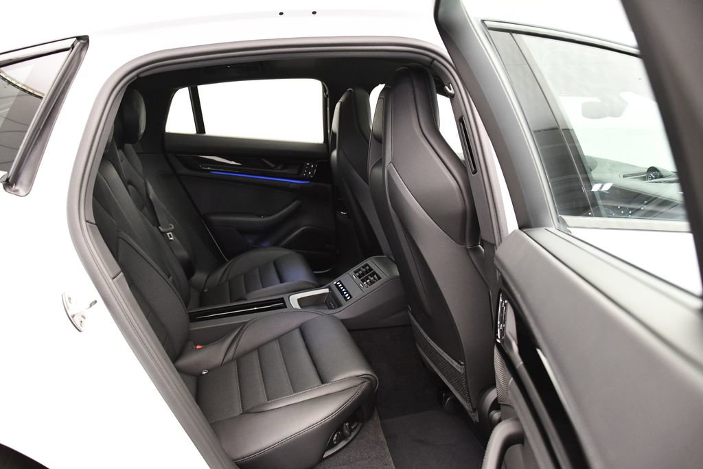 Certified 2024 Porsche Panamera 4 image 56