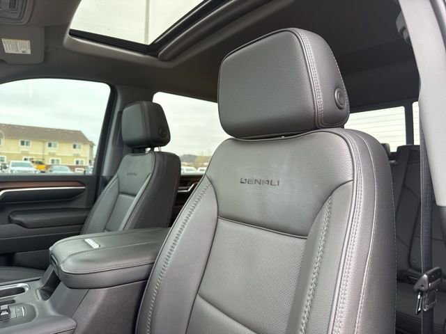 Used 2024 GMC Sierra 2500 Denali w/ Denali Reserve Package image 18