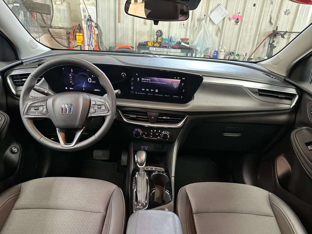 Used 2024 Buick Encore GX Preferred w/ Comfort Package AWD/4WD image 18