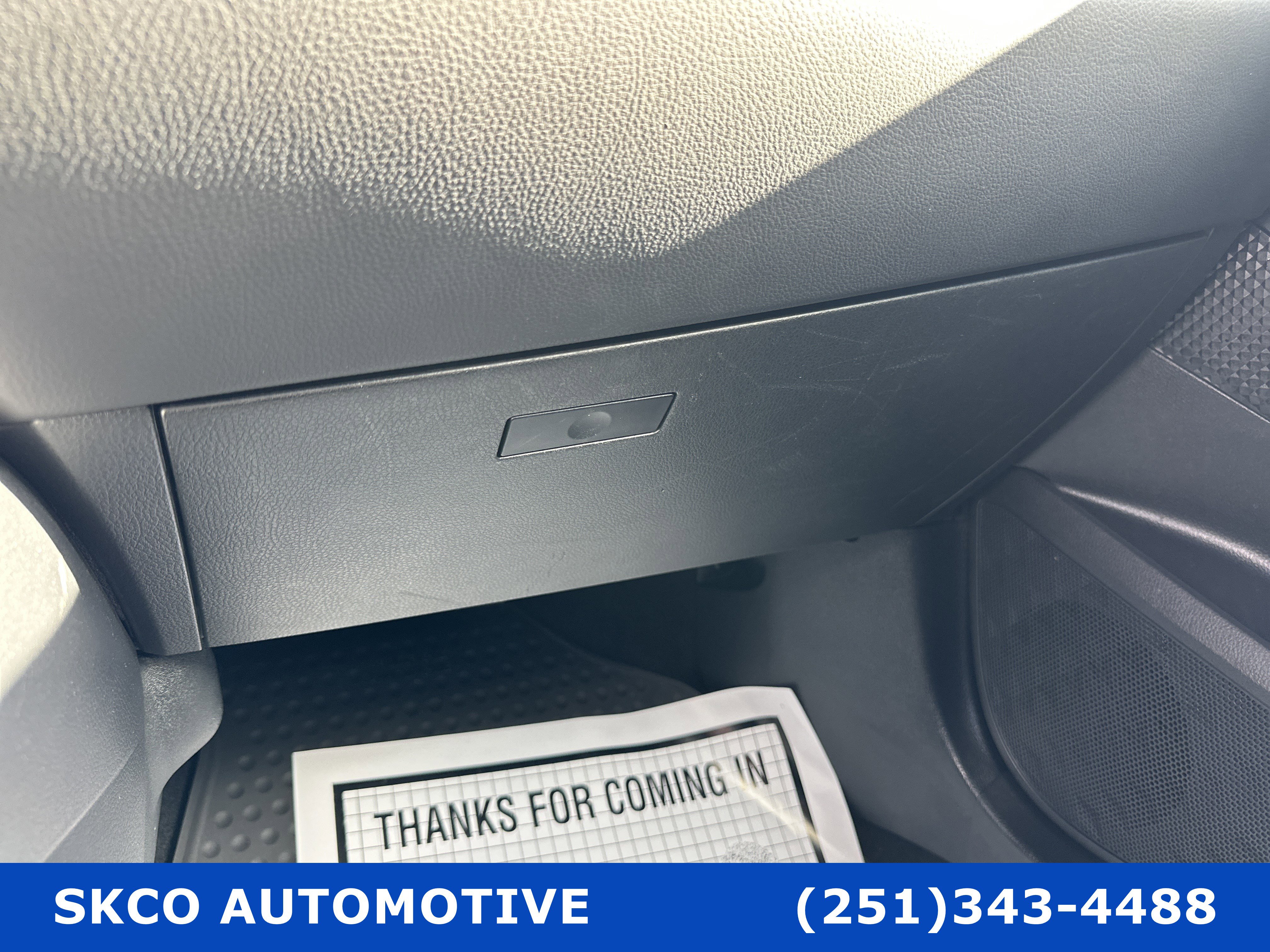 Used 2019 Toyota C-HR LE image 24