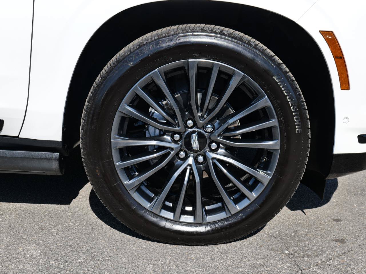 Used 2025 Cadillac Escalade Sport Platinum w/ LPO, Floor Liner Package AWD/4WD image 69