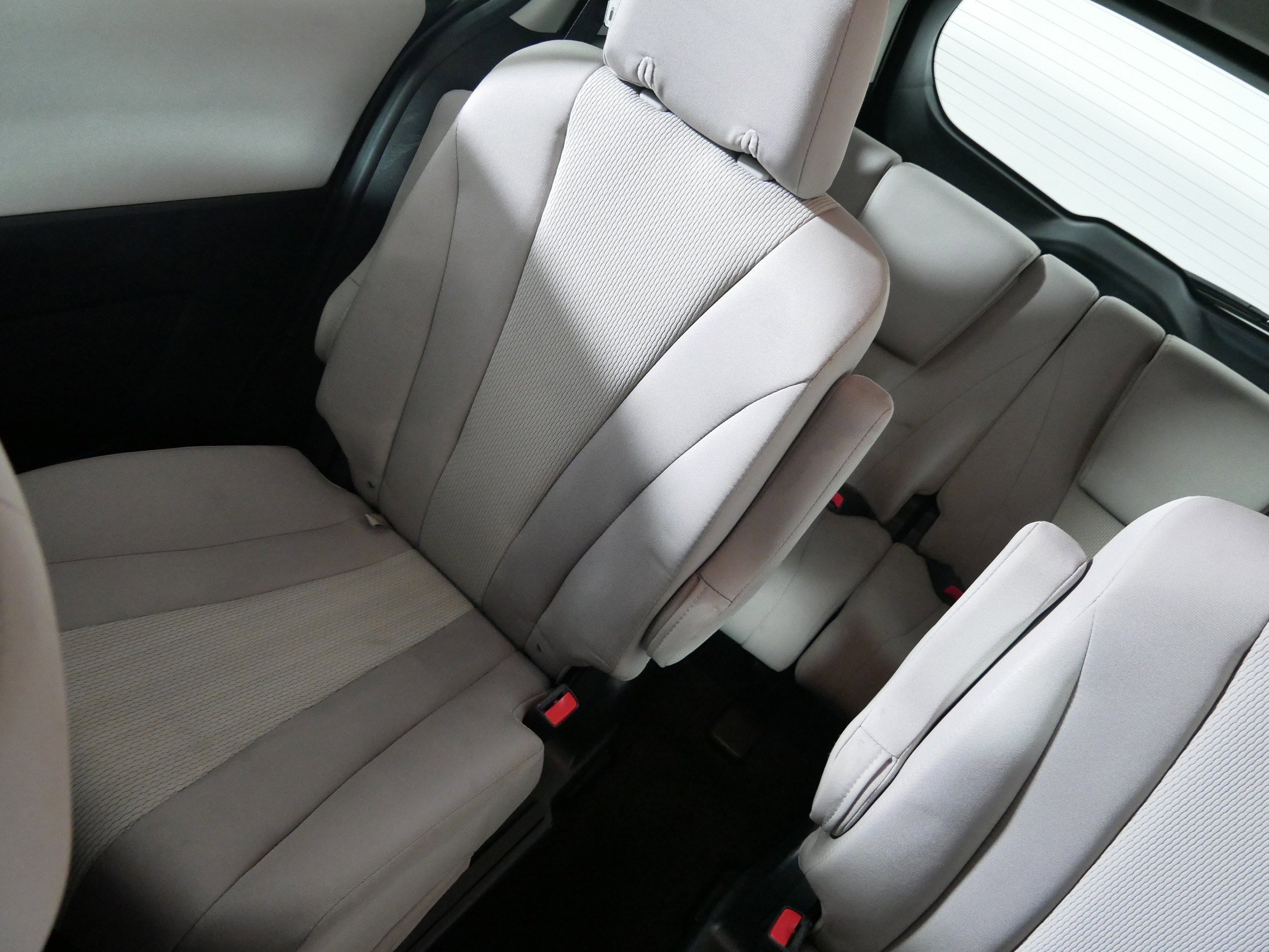 Used 2015 MAZDA MAZDA5 Sport image 12