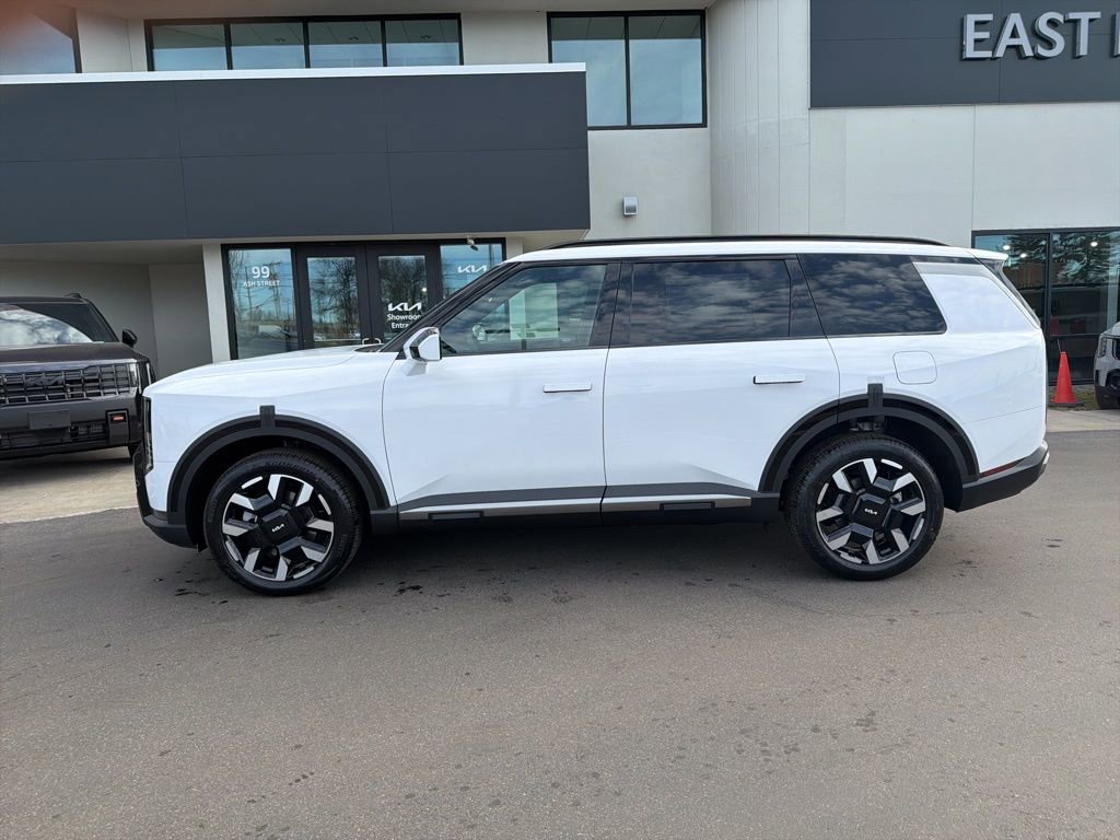 New 2027 Kia Telluride S image 2