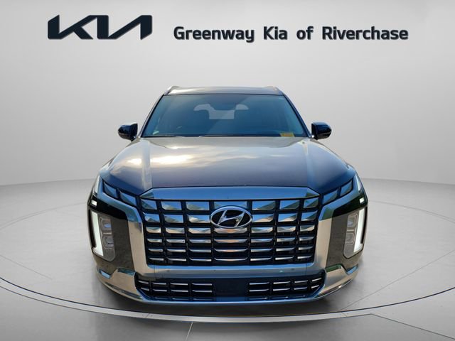 Used 2025 Hyundai Palisade Calligraphy FWD image 2