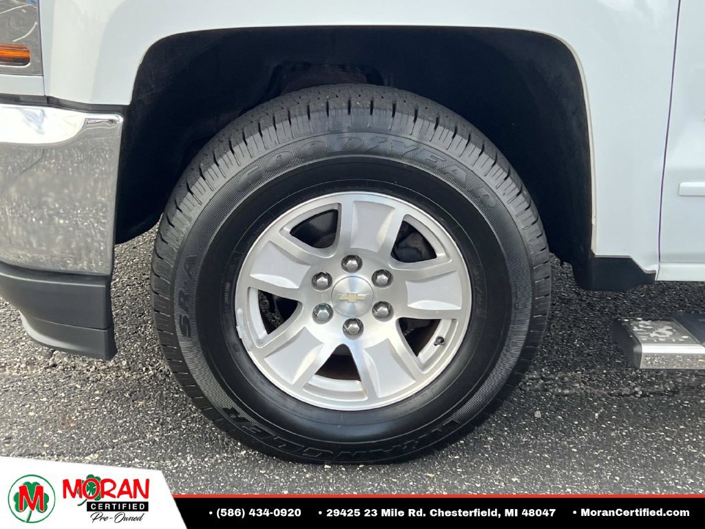 Used 2019 Chevrolet Silverado 1500 LT AWD/4WD image 9