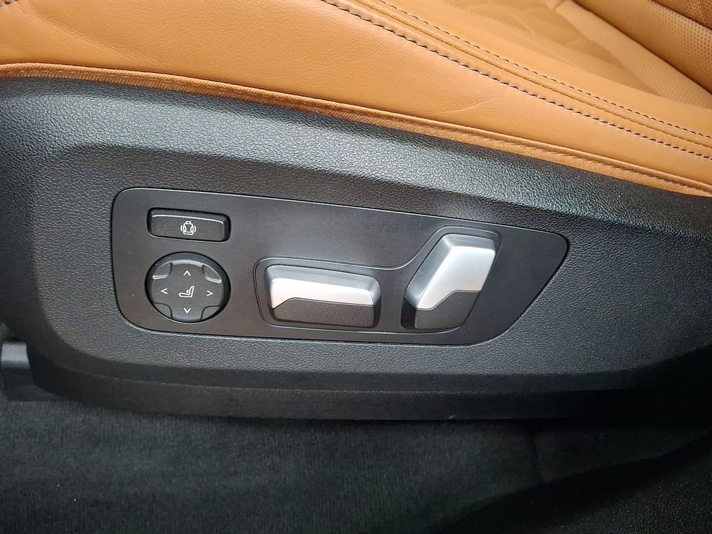 Certified 2023 BMW X5 xDrive40i w/ Premium Package image 11