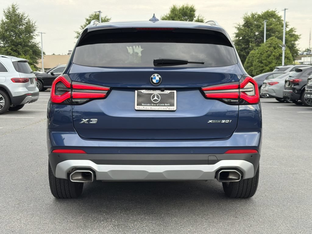 Used 2023 BMW X3 xDrive30i w/ Premium Package AWD/4WD image 4