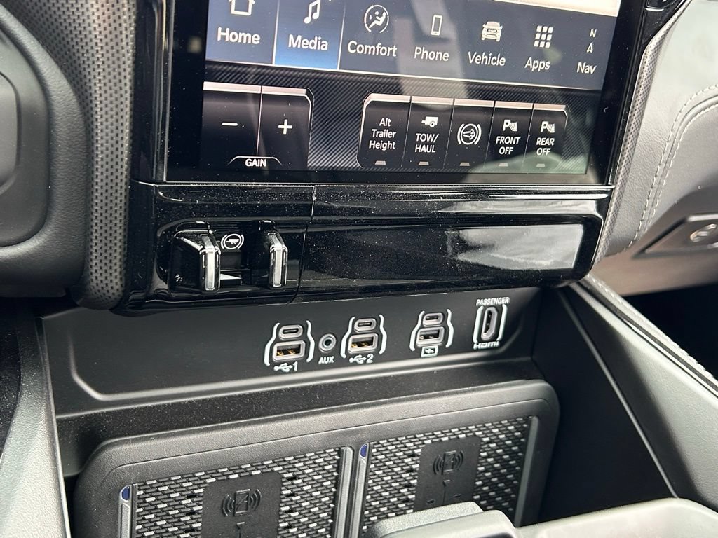 New 2026 RAM 3500 Limited AWD/4WD image 65
