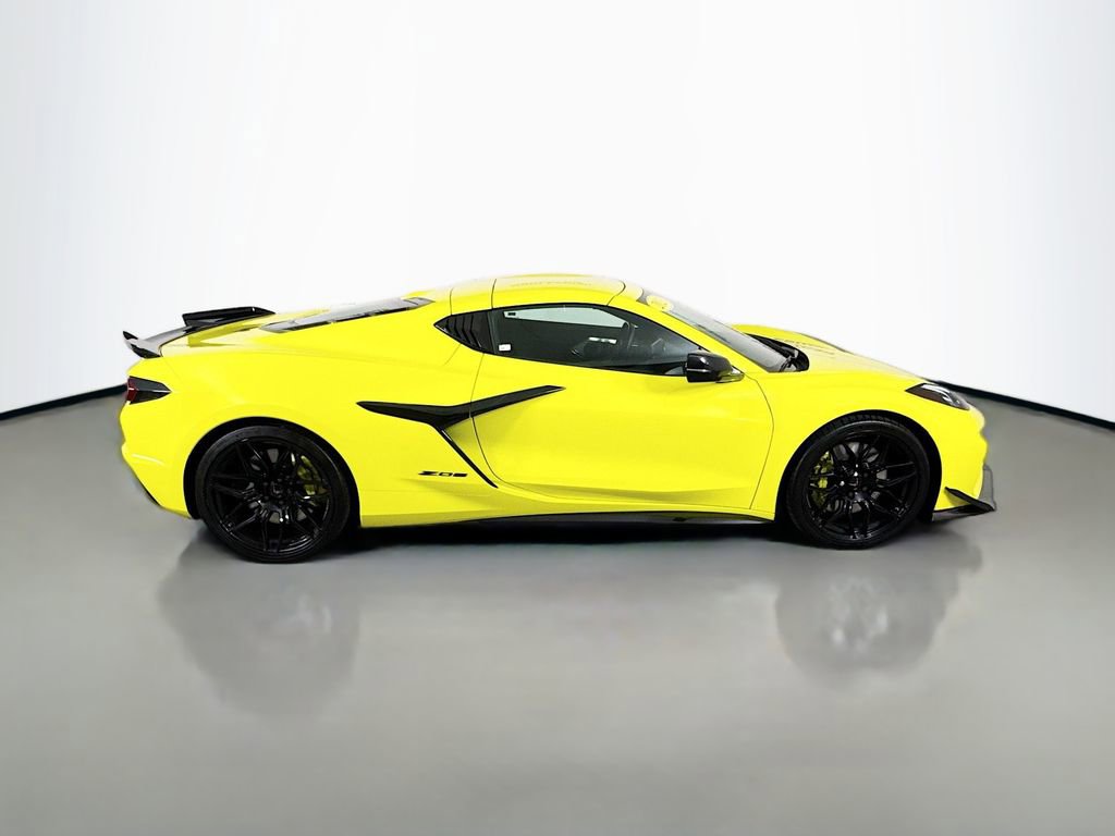 Used 2023 Chevrolet Corvette Z06 w/ Engine Appearance Package image 11