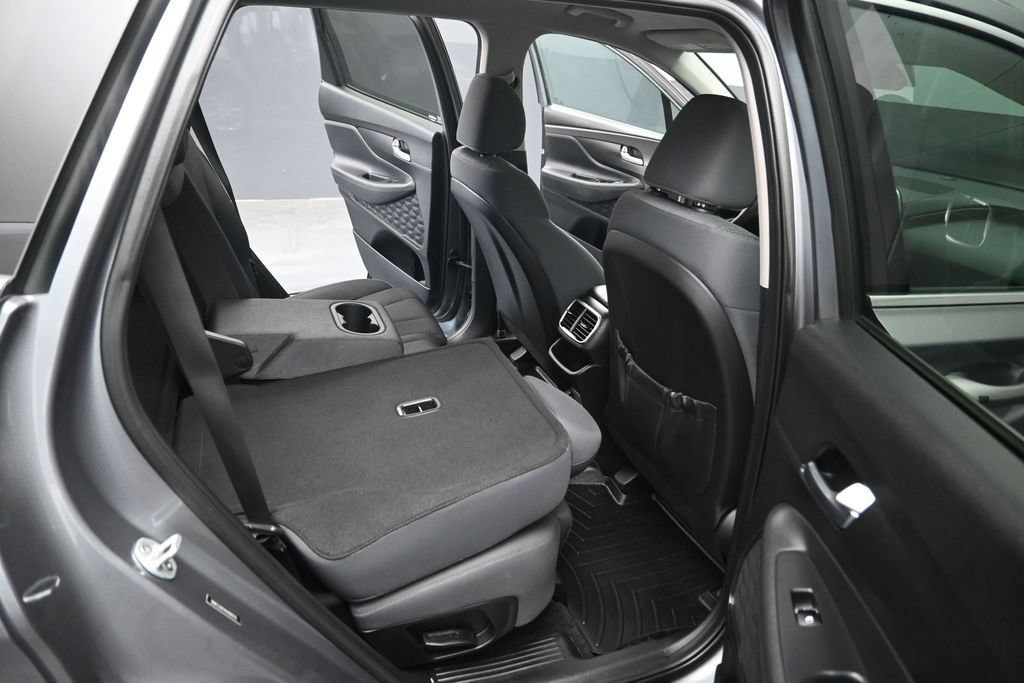 Used 2019 Hyundai Santa Fe SEL FWD image 28