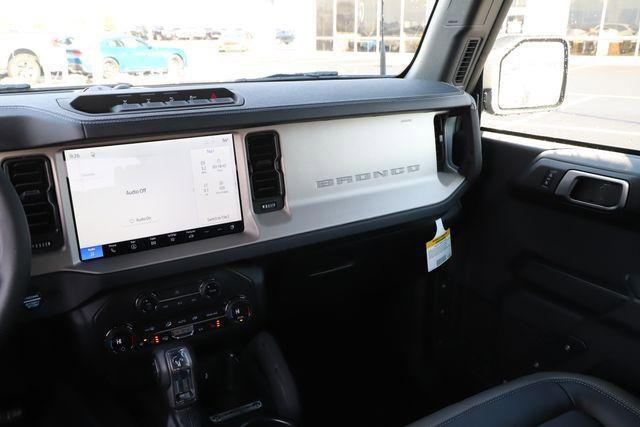 New 2026 Ford Bronco Outer Banks w/ Sasquatch Package image 27