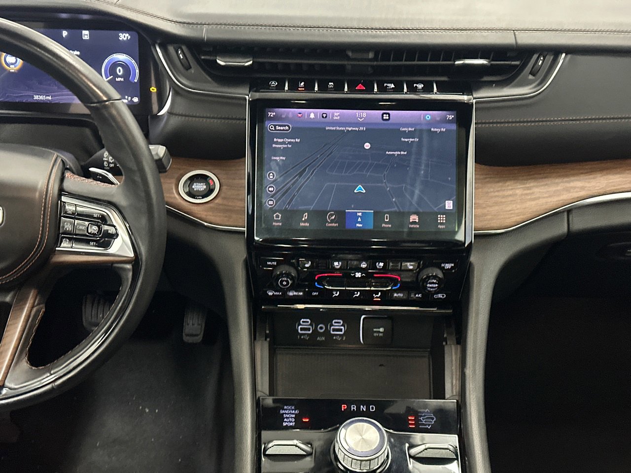 Used 2023 Jeep Grand Cherokee Summit w/ Adv Protech Group IV image 19