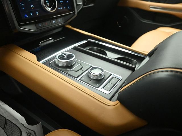 Certified 2024 Ford Expedition Max Platinum image 14