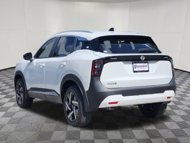 New 2027 Nissan Kicks SV FWD image 7