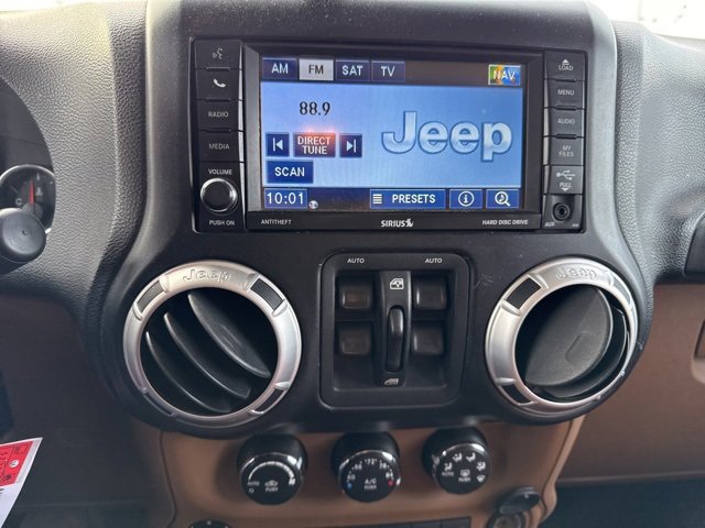 Used 2012 Jeep Wrangler Unlimited Sahara w/ Connectivity Group image 15
