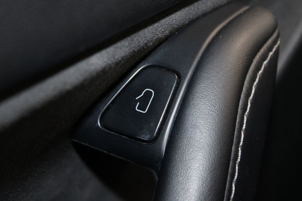 Used 2021 Tesla Model Y Long Range image 26