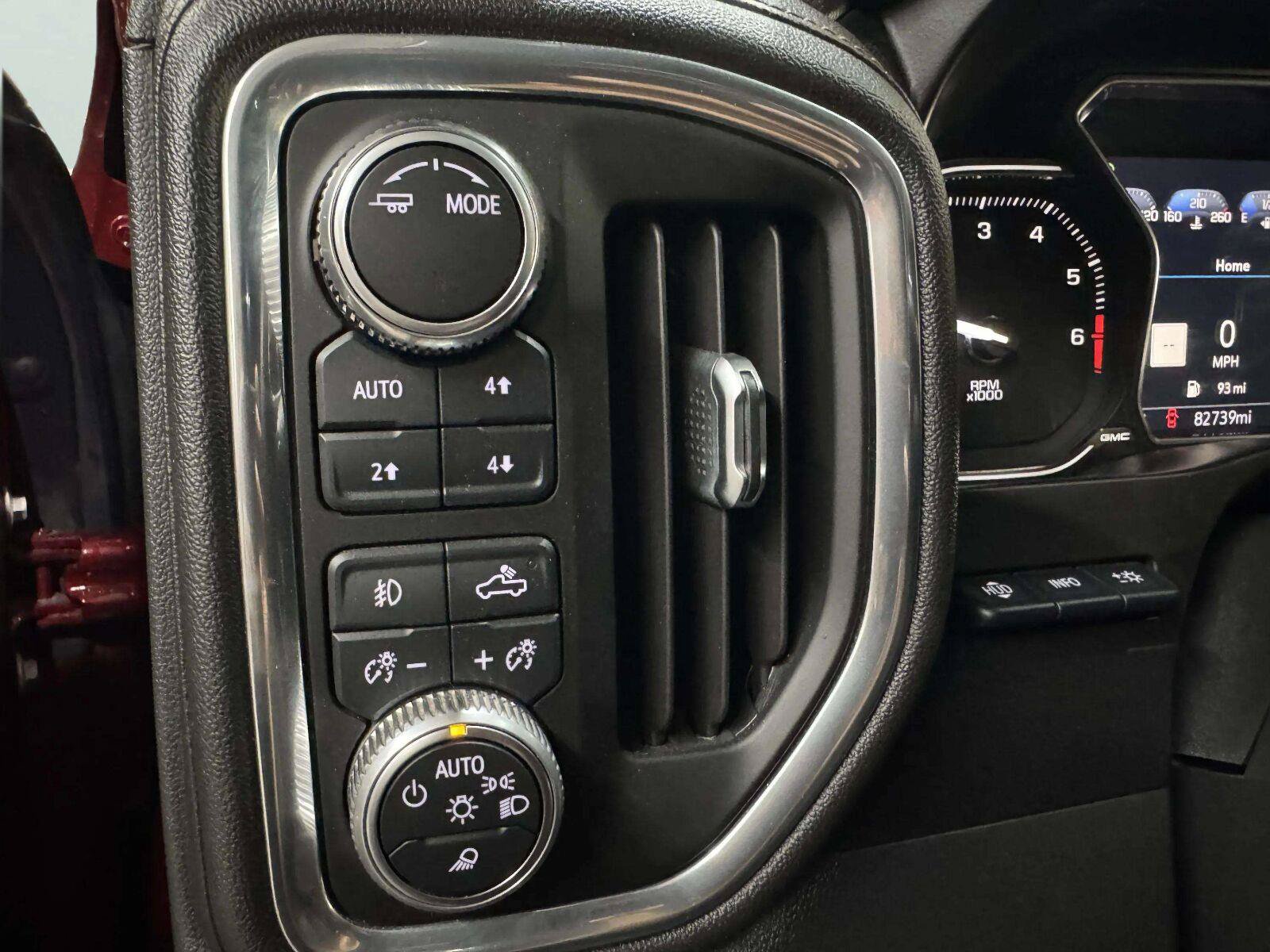 Used 2021 GMC Sierra 1500 AT4 w/ AT4 Premium Package AWD/4WD image 47