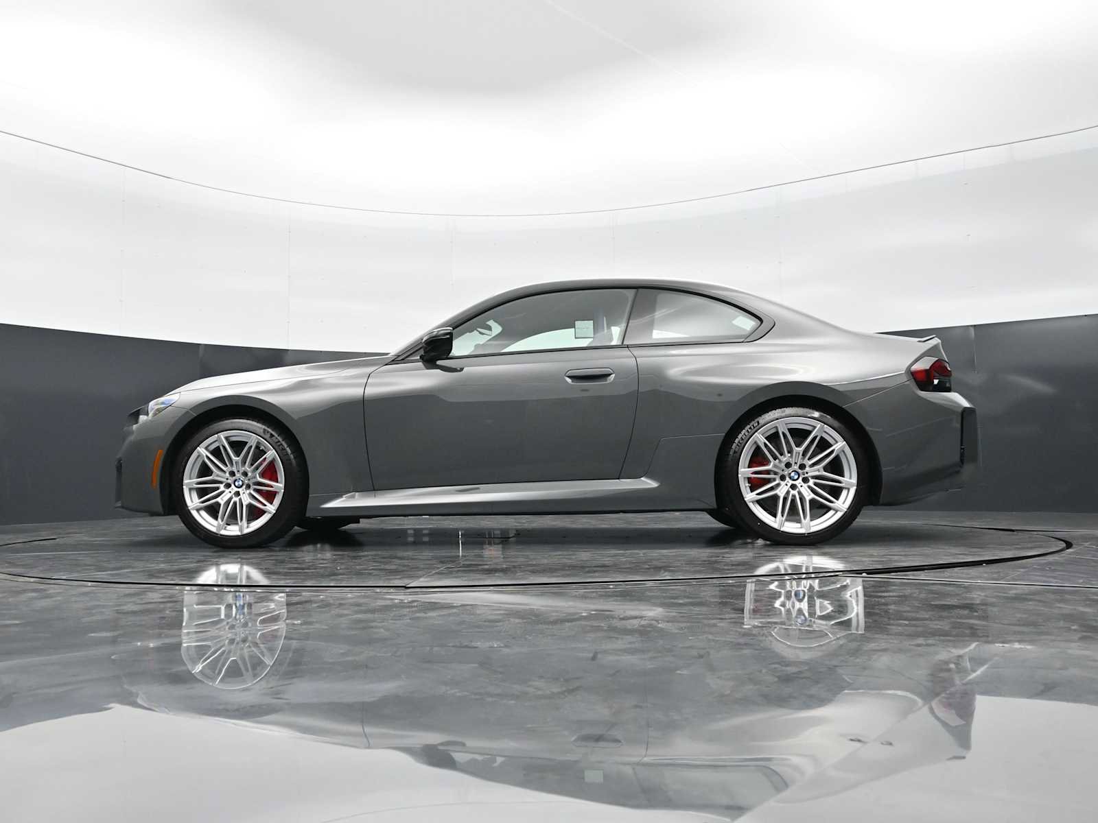 Used 2025 BMW M2 w/ Lighting Package image 33