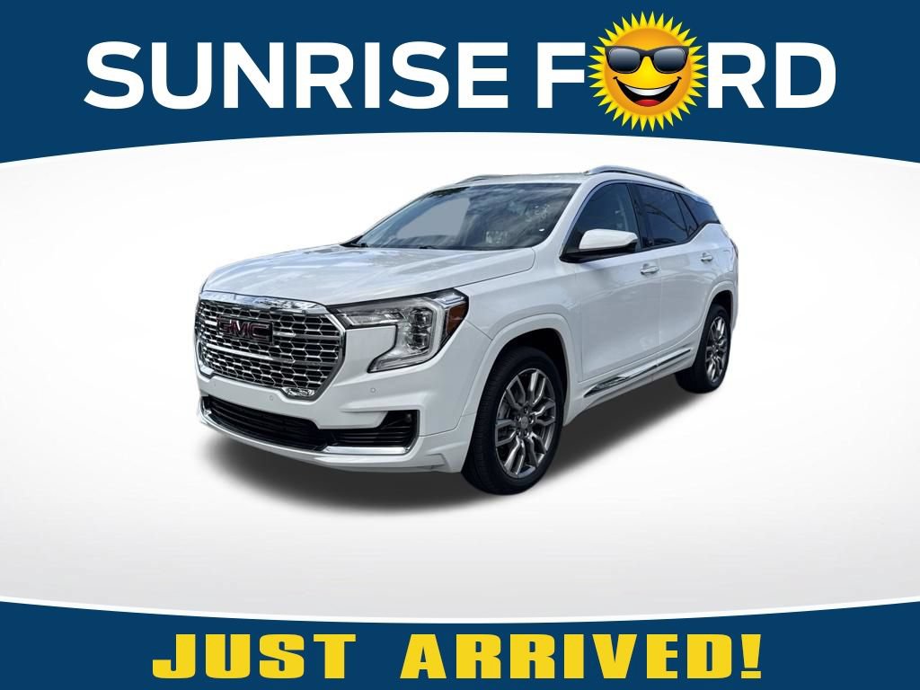 Used 2022 GMC Terrain Denali