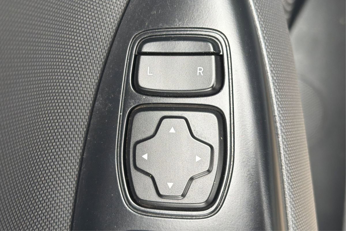 Used 2020 Hyundai Veloster Turbo R-Spec image 36