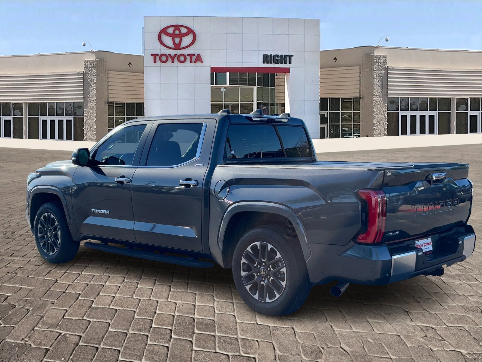 Used 2025 Toyota Tundra Limited image 4