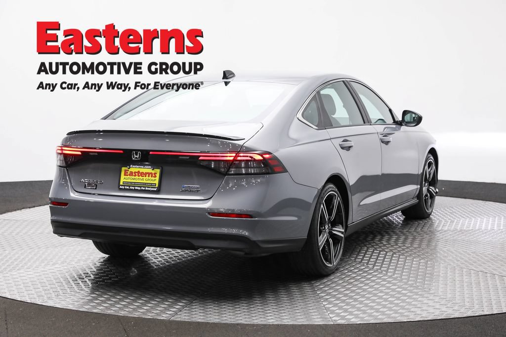 Used 2025 Honda Accord Sport image 5