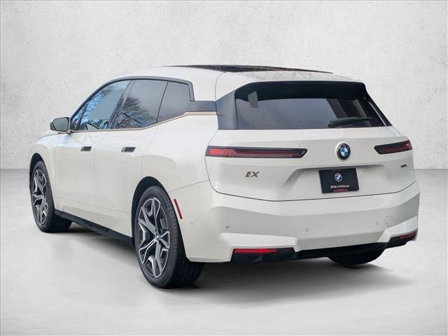 New 2026 BMW iX xDrive60 image 8
