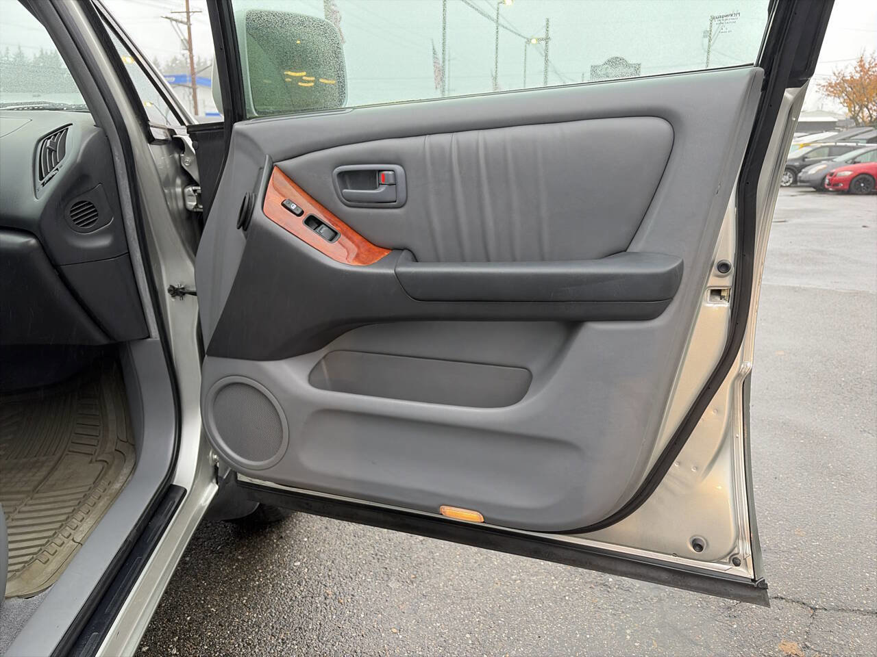 Used 2000 Lexus RX 300 4WD image 23