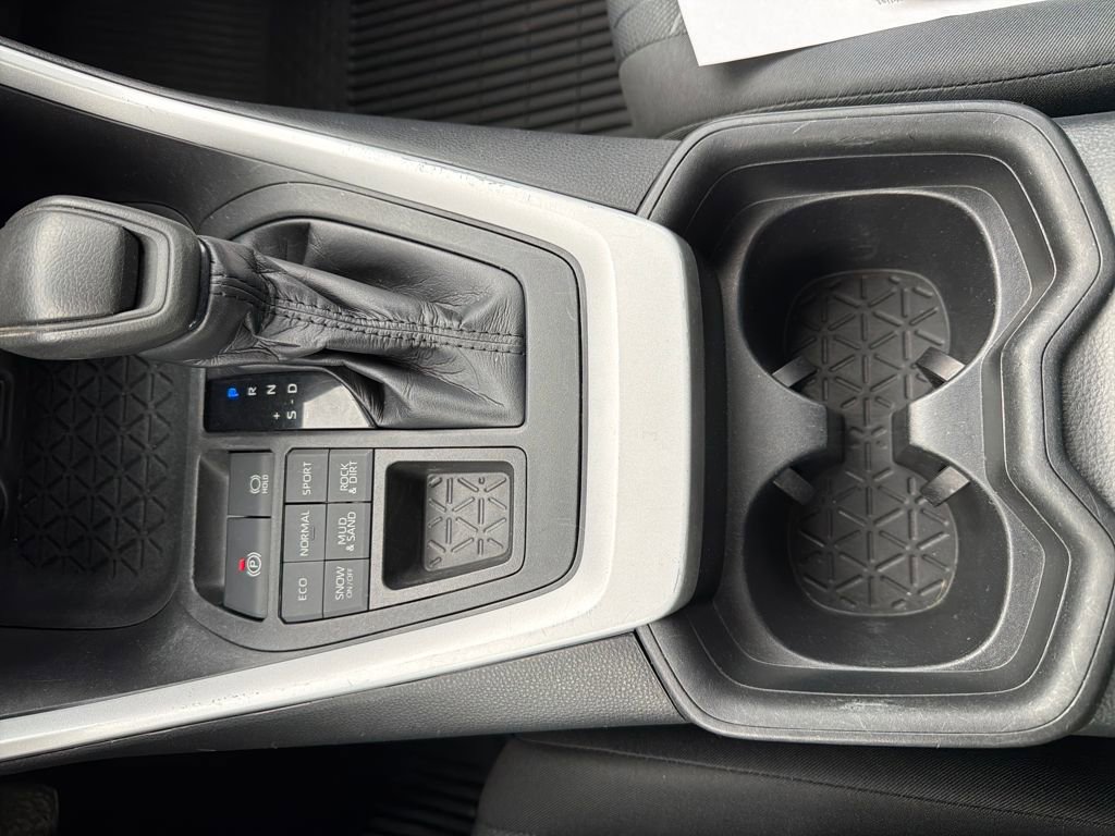 Used 2020 Toyota RAV4 XLE w/ Convenience Package AWD/4WD image 45