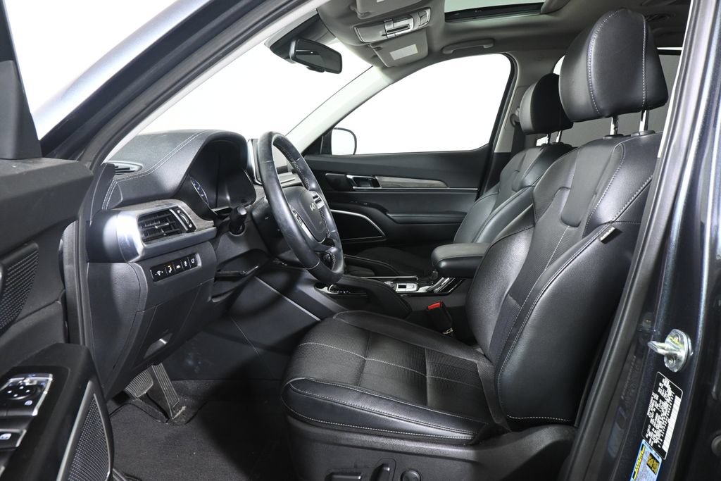 Used 2022 Kia Telluride EX w/ EX Premium Package AWD/4WD image 3