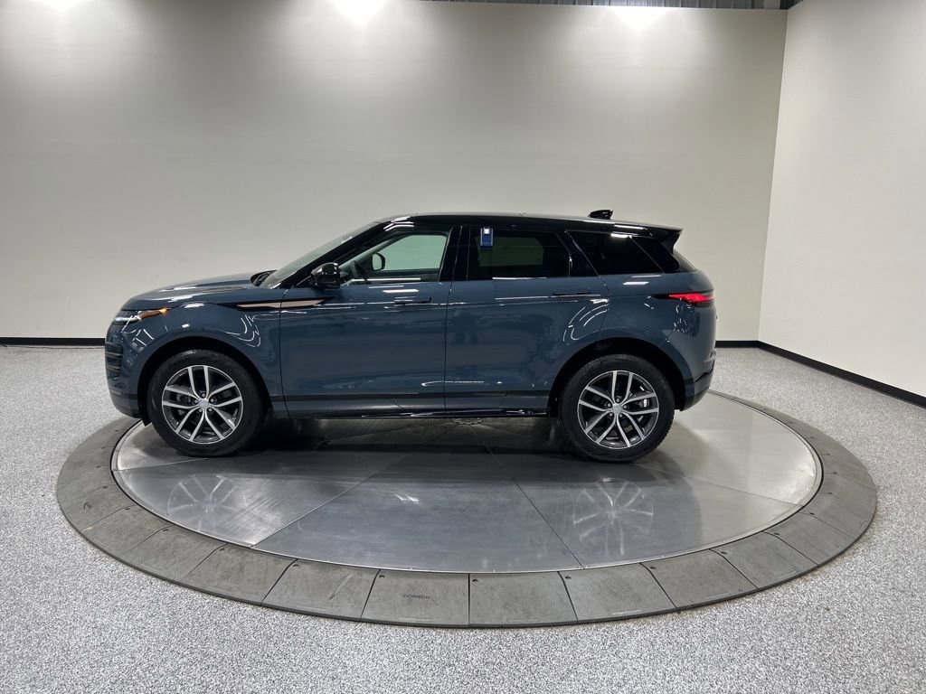 Used 2024 Land Rover Range Rover Evoque Dynamic SE AWD/4WD image 9