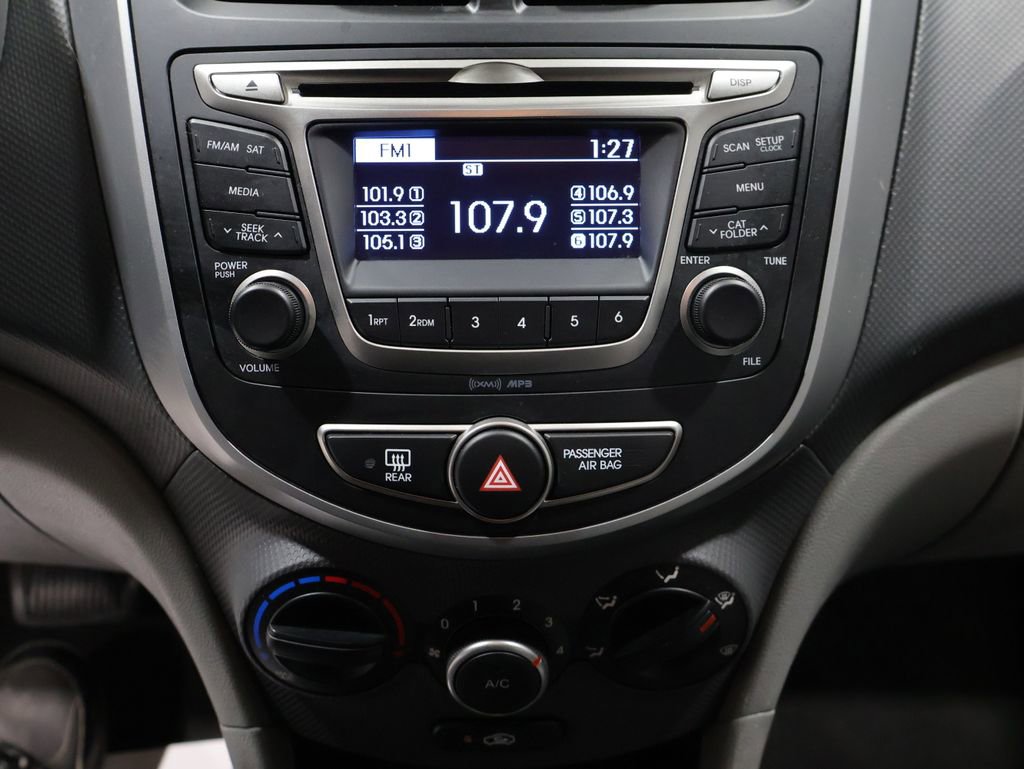 Used 2017 Hyundai Accent SE image 23