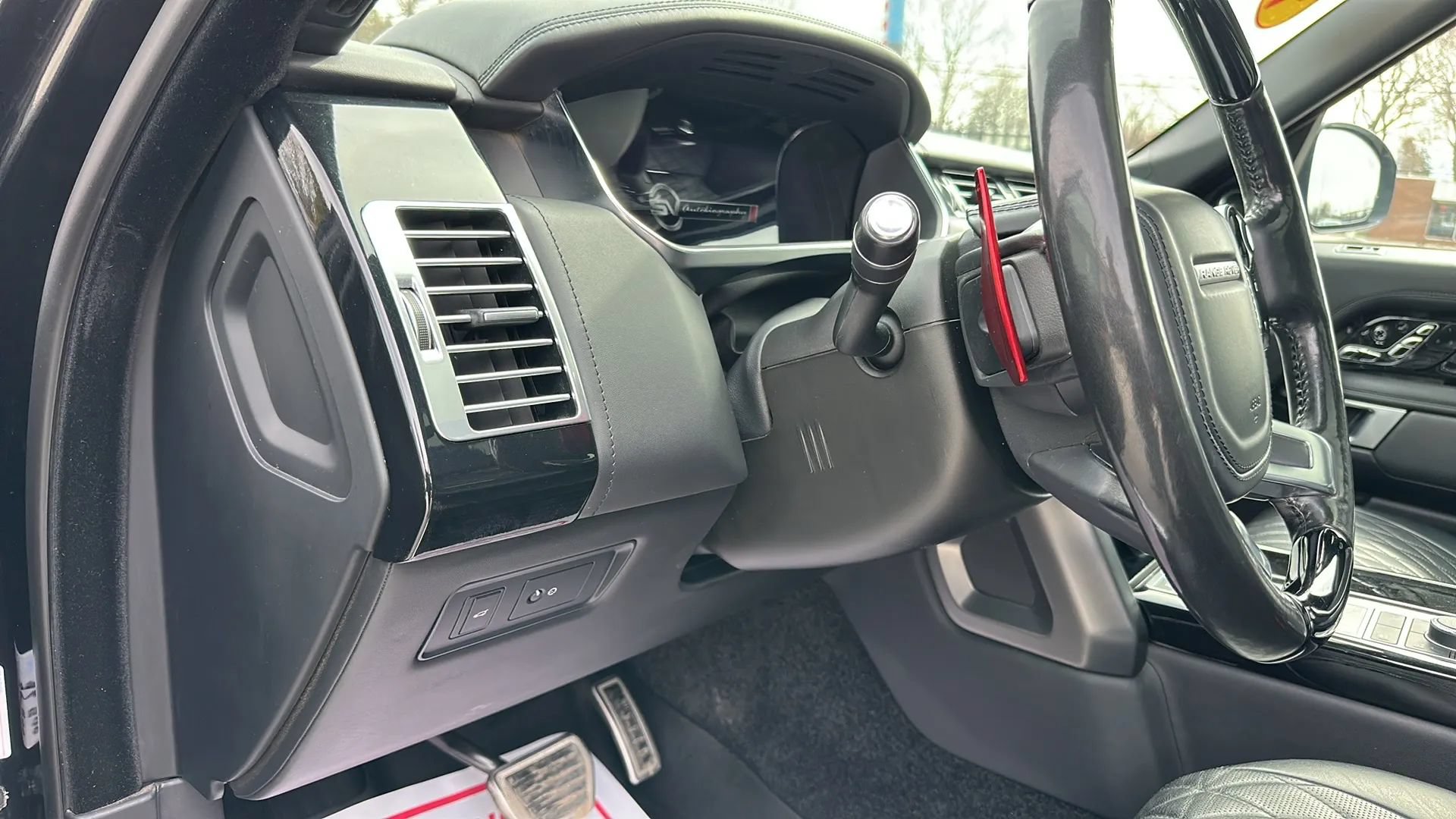 Used 2019 Land Rover Range Rover SV Autobiography Dynamic AWD/4WD image 17