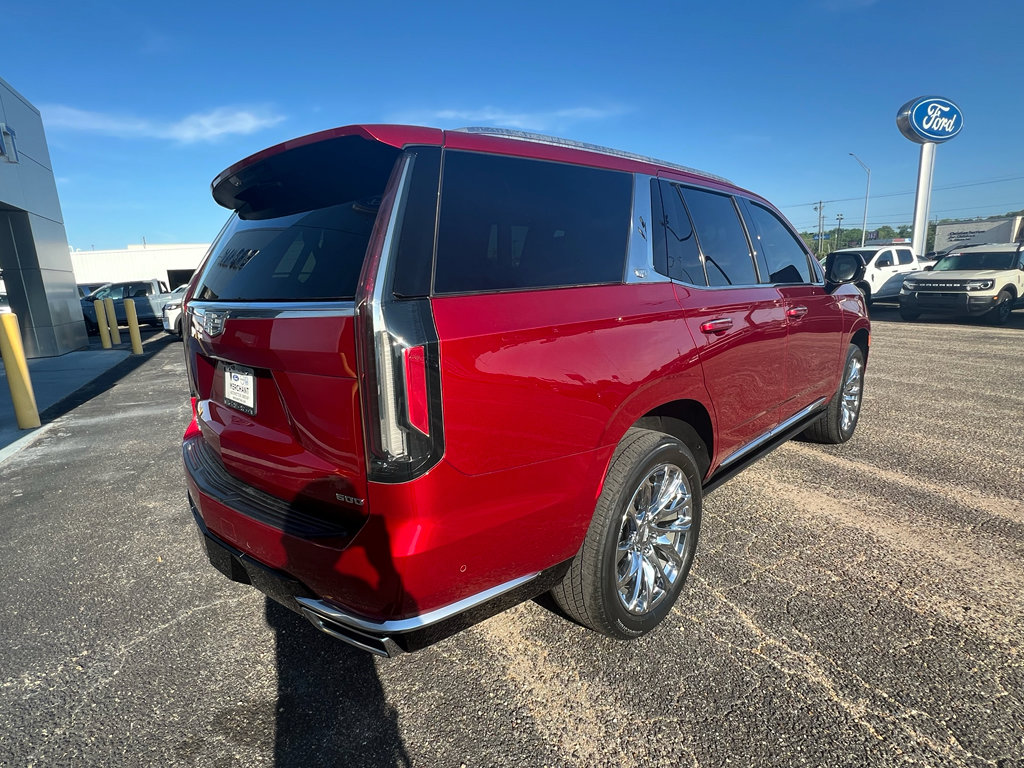 Used 2022 Cadillac Escalade Premium Luxury w/ LPO, Radiant Package RWD image 9