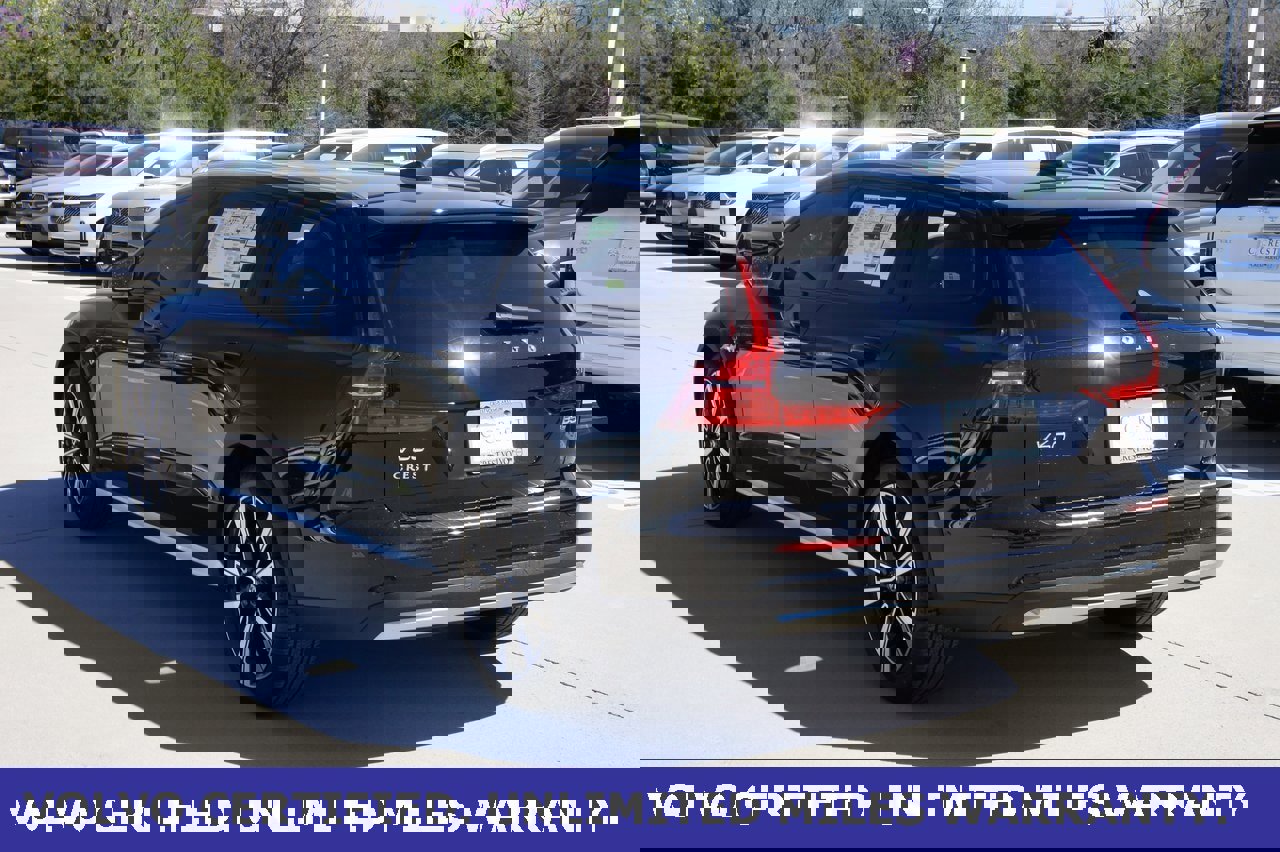 New 2025 Volvo V60 B5 Cross Country Ultra w/ Protection Package Premier image 5