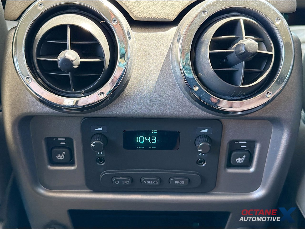 Used 2003 HUMMER H2 w/ Preferred Equipment Group image 25