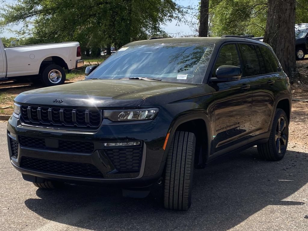 New 2026 Jeep Grand Cherokee Limited w/ Limited Altitude Package RWD image 34