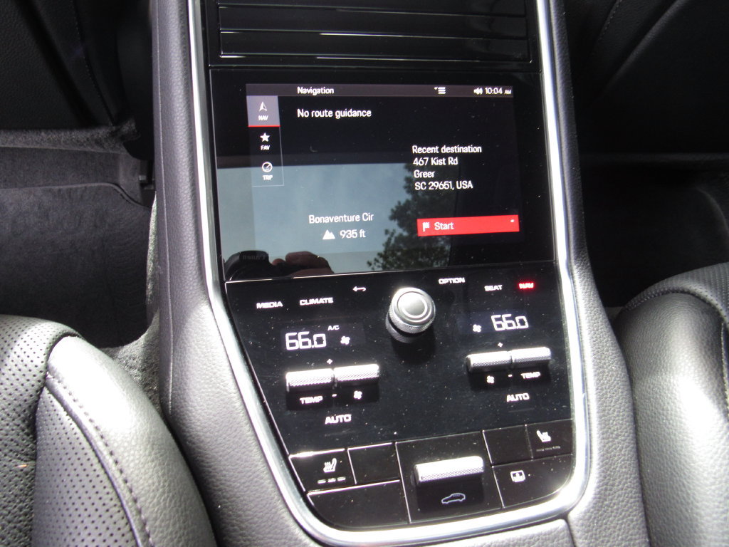 Used 2023 Porsche Panamera image 16